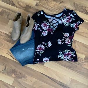 NWOT- Fall Floral Top